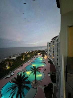 Unique beachfront condo with exceptional views
